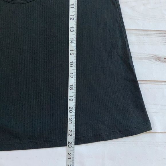 Lululemon Black Back Bend Tank Size Small - Picture 10 of 11